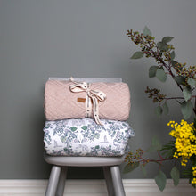 Garbo and Friends Cotton Blanket – Ollie Pink