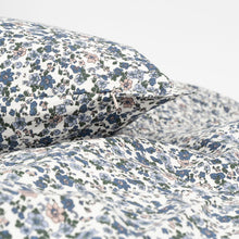 Studio Feder Bedding – Floral Blue