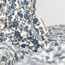 Studio Feder Bedding – Floral Blue