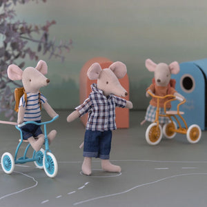 Maileg Tricycle Mouse, Big Sister with Bag - Old Rose