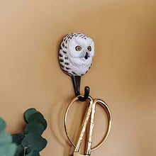 Wildlife Garden Hand Carved Animal Hook - Snowy Owl