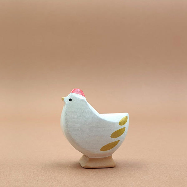 Brin d'Ours White Hen - Standing