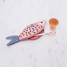 Don Fisher Atlantic Keychain Purse – Pink Bream