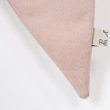 Fabels Out Of Vintage Bunny – Dusty Pink