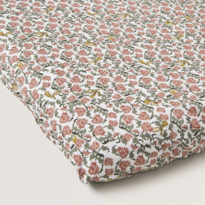 Garbo and Friends Fitted Sheet – Floral Vine