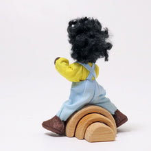 Grimm's Doll - Max