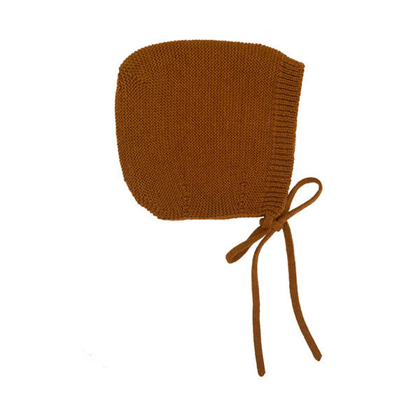 Hvid Knitted Bonnet Dolly - Rust