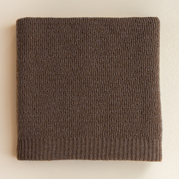 Hvid Blanket Flora – Walnut