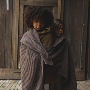 Hvid Blanket Gaston - Cedar