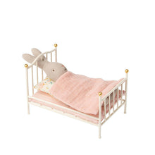 Maileg Metal Vintage Bed, Mouse - Off white