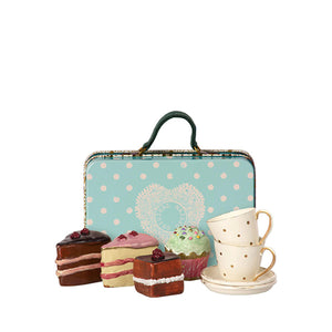Maileg Suitcase w. Cakes & Tableware for 2