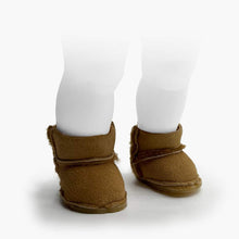 Minikane Paola Reina Baby Doll Moon Boots Hug