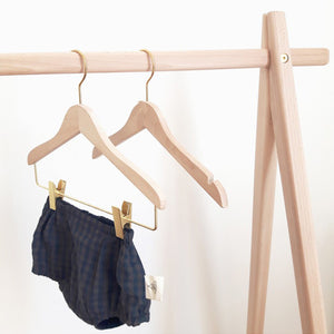 Mum and Dad Factory Clamp Clothes Hanger - Adult