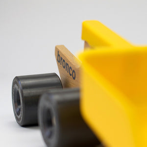 Neue Freunde Bronco Scoop Truck Shovel