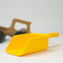 Neue Freunde Bronco Scoop Truck Shovel