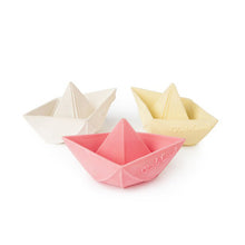 Oli and Carol Origami Boat – Vanilla