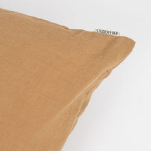 Studio Feder Pillow 50×50 – Oak