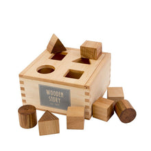 Wooden Story Shape Sorter – Natural