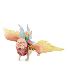 Schleich BAYALA Fairy in Flight on Winged Lion